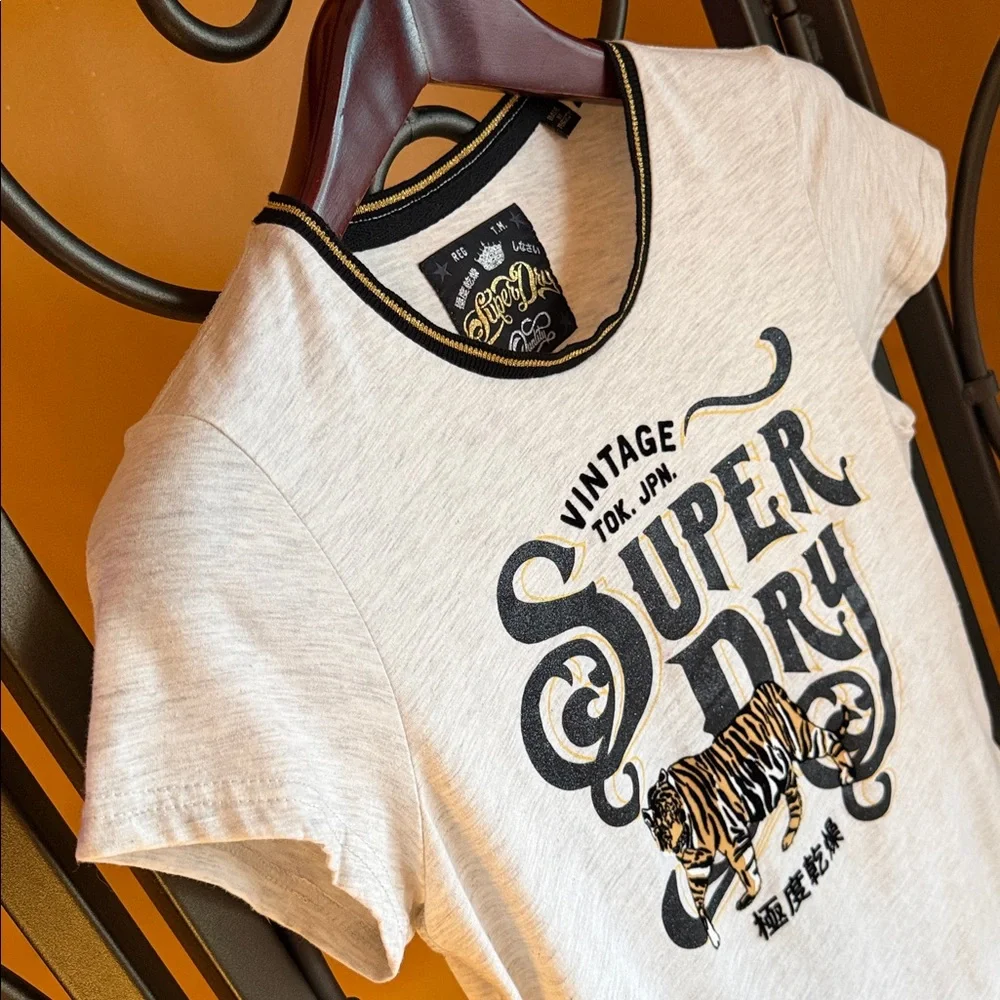 SUPERDRY Boyfriend T-Shirt - Picture 6 of 15